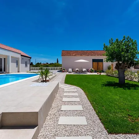 Casa vacanze Olivara Near Zadar Policnik