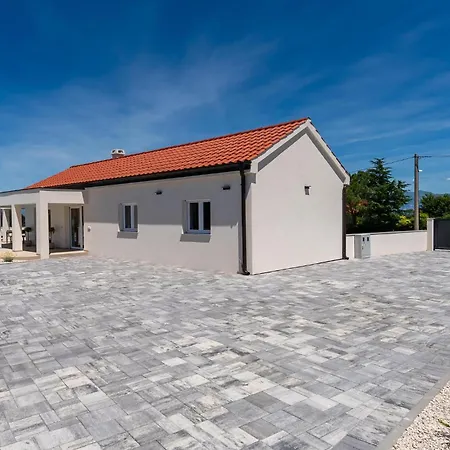 Semesterbostad Olivara Near Zadar